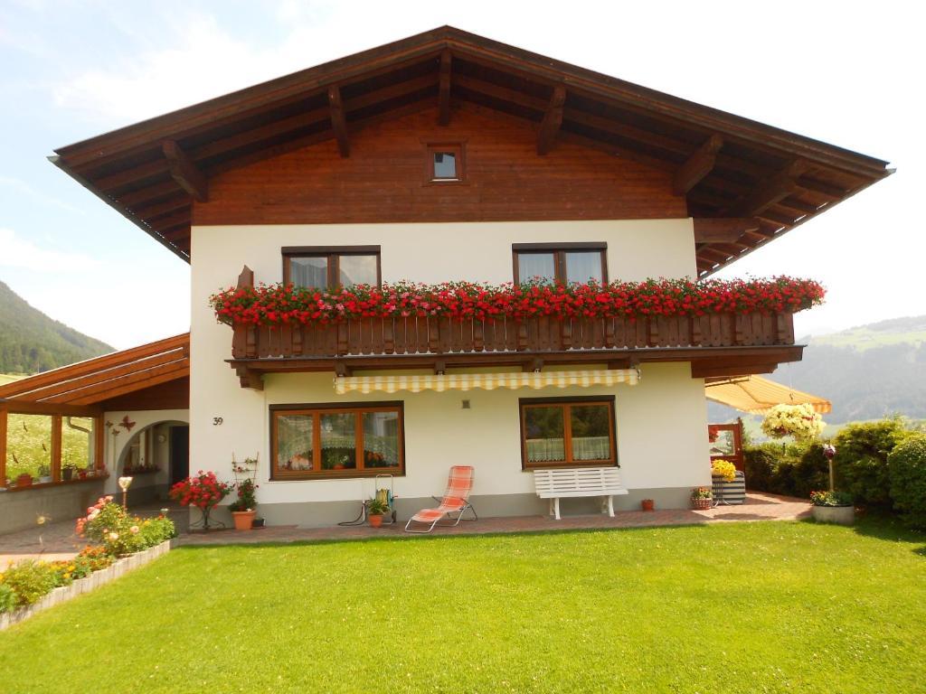 Haus Leitgeb Apartman Telfes im Stubai Kültér fotó
