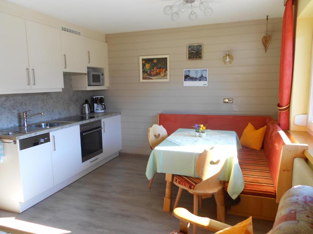Haus Leitgeb Apartman Telfes im Stubai Szoba fotó